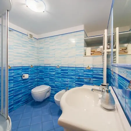 Yourhome - Lorena Maria House *