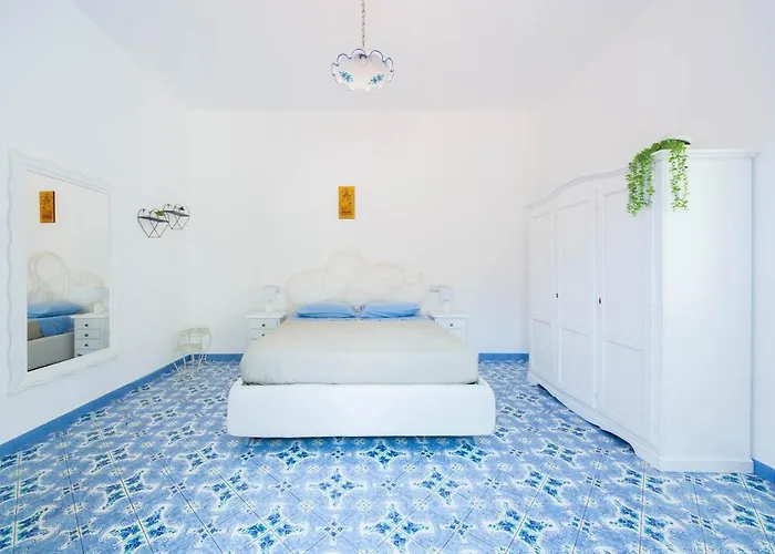 Yourhome - Lorena Maria House Daire Positano